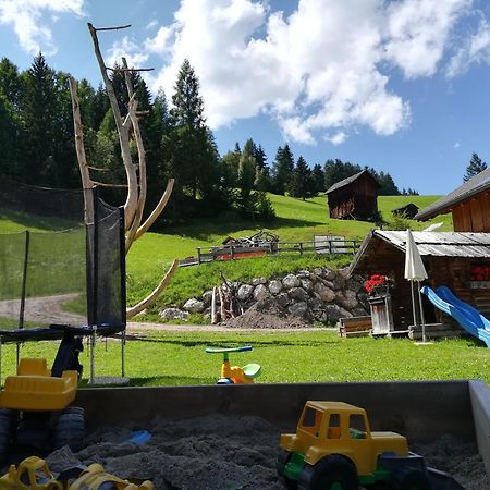 Agriturismo Luech Picedac لا فالي المظهر الخارجي الصورة